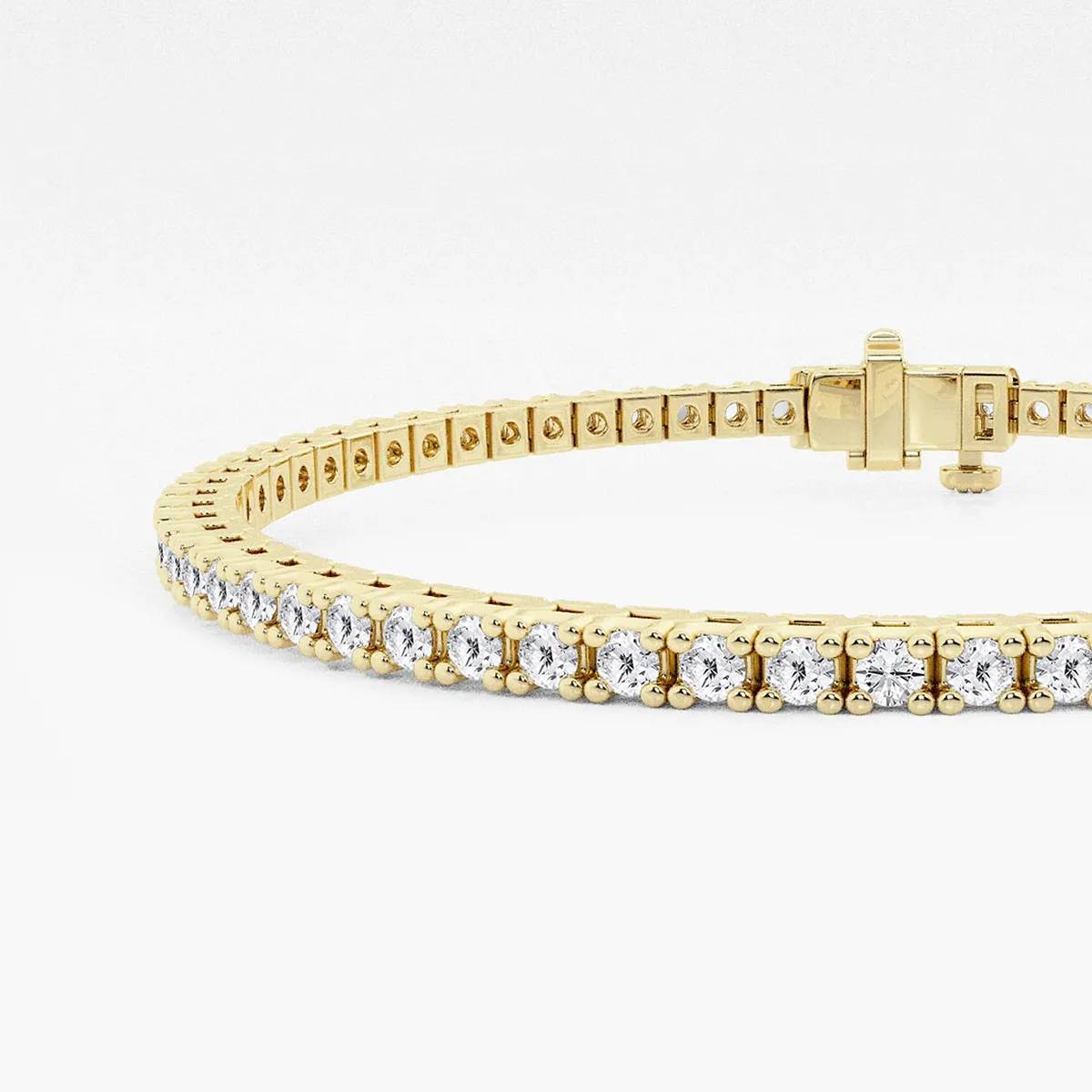 The Luxe 4-Prong Tennis Bracelet
