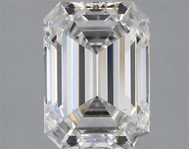 2.10ct Emerald Lab Grown Diamond (Colour E, Clarity VS2, IGI Certified)