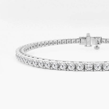 The Luxe 4-Prong Tennis Bracelet